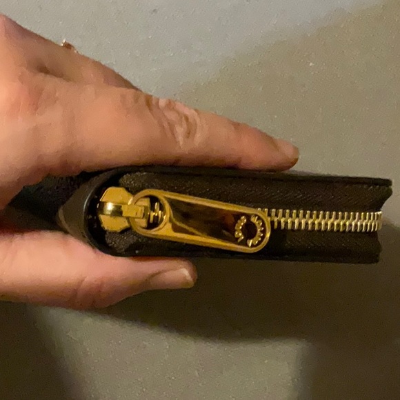 Louis Vuitton Zippy Monogram Wallet - 12 card - 2020 (Like new condition) - Picture 4 of 10